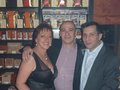 Christine Klever mit Ümit Tytanli und Tarkan Yener vom Pipe & Tobacco-Shop in Hamburg