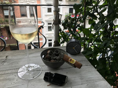 Die Lunchzigarre – »Art of Smoke«-Fotowettbewerb 2017 • Bild der Woche 28.