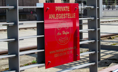 Die herzogliche Anlegestelle im Berliner Osthafen