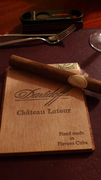 Gang 1: Davidoff Chateu Latour aus dem Jahre 1984 (Foto: Alfred Kropfeld)