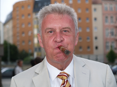 Dr. Maximilian Herzog, Berlins Zigarrenhändler. Ein Foto vom Hafenfest im letzten Jahr. Das nächste Hafenfest findet übrigens am 7.7. statt.