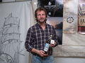 Andreas Lackner, Kapitän, transportiert Rum nur mit Windkraft