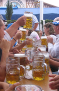 Wiesnbier – ozapf´t iss … so manche Maß gewinnt enorm durch die passende Zigarre.