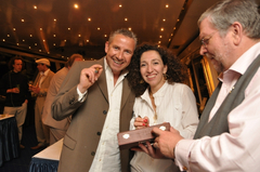 Maya Selva mit Frank Lienert (li.) und Uwe Zabach
