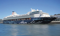 Mein Schiff 2 • 956 Kabinen für 1.912 Passagiere und eine Zigarrenlounge