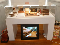 Die Zigarrenvitrine der SmoKÜNer